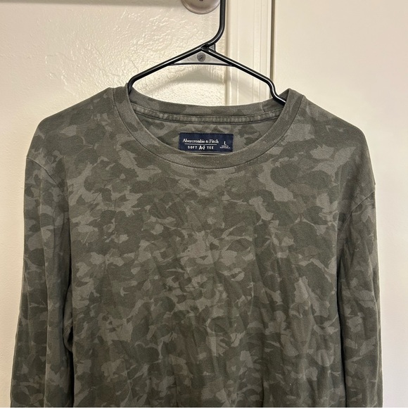 Abercrombie & Fitch Men’s Long Sleeve Camo Tee Olive Green Size Large Super Soft - Picture 2 of 7